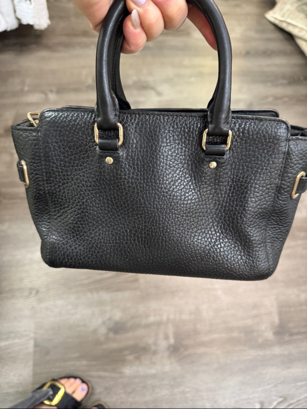 Coach Black Leather Handbag with Gold Logo Detail - Picture 6 of 9